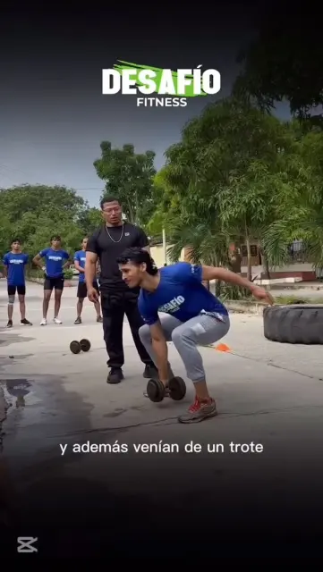 Edición II, foto 17 de 17: Rie, goza, suda y vence.
