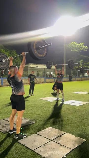 Edición III, foto 47 de 48: 🔥 5 atletas. 1 objetivo. 0 excusas.